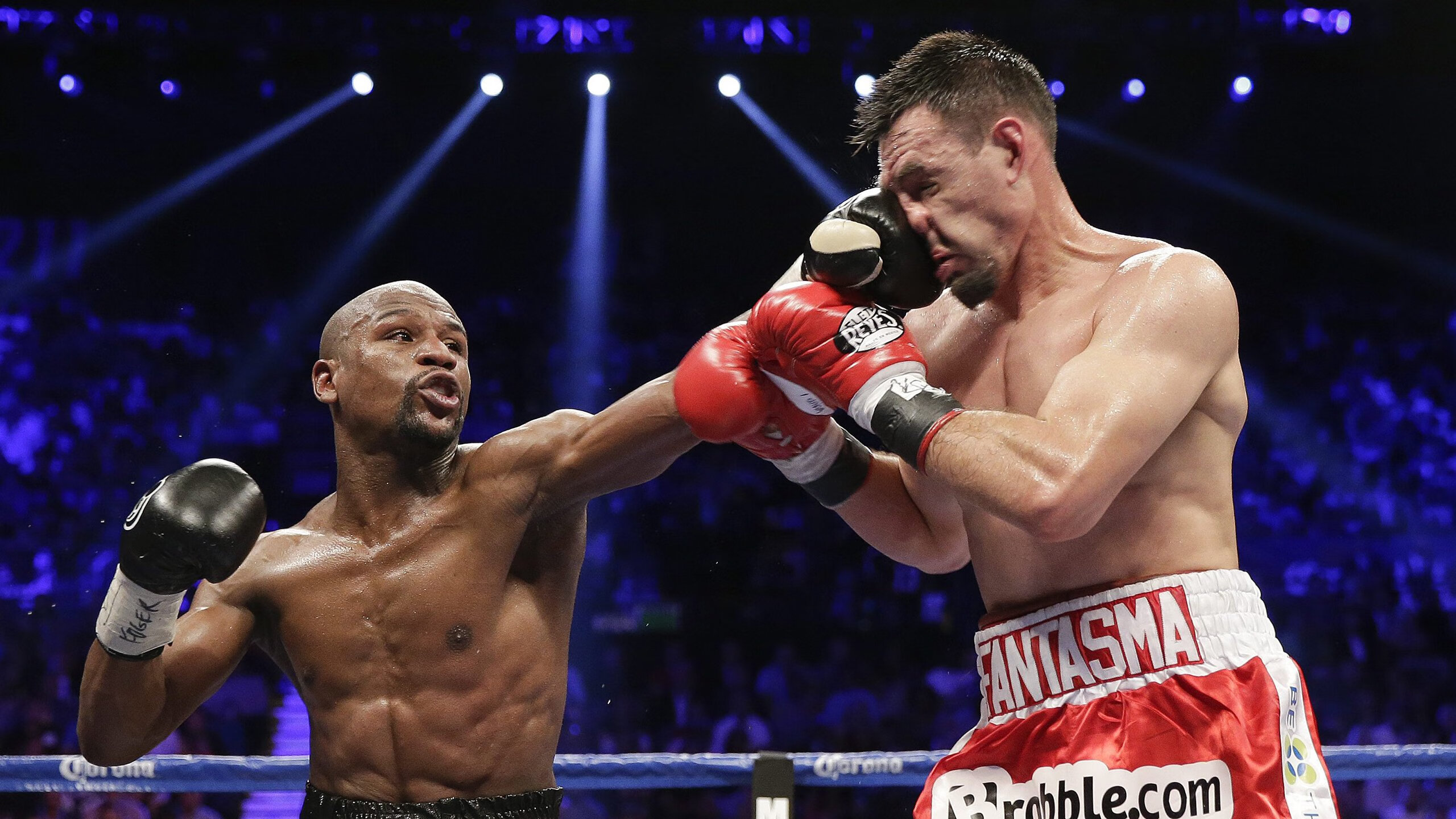 拉恩：全黑队外线闪电，突破对方防线犹如风驰电掣，拉恩卡在哪